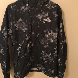North face windbreaker